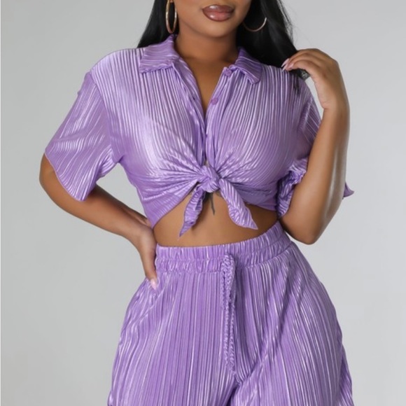 🆕Plisse top and short set in lavender - Picture 6 of 9